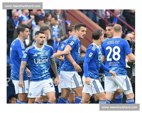 五大联赛数据平台深度解析与比较：全面提升球迷与分析师的数据应用体验